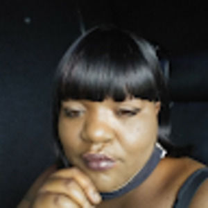 Meet your Posher, Latoya